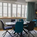 Appartement Spacieux Pour 6 - Passy, Paris